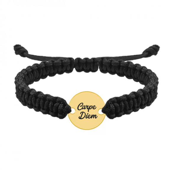 Bratara argint banut 16 mm si snur negru impletit - personalizata cu text - placat cu aur galben de 24 karate Bratara argint banut 16 mm si snur negru impletit - personalizata cu text - placat cu aur galben de 24 karate